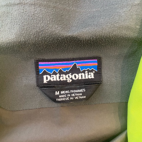 Patagonia Gor-Tex Jacket - Picture 2 of 3